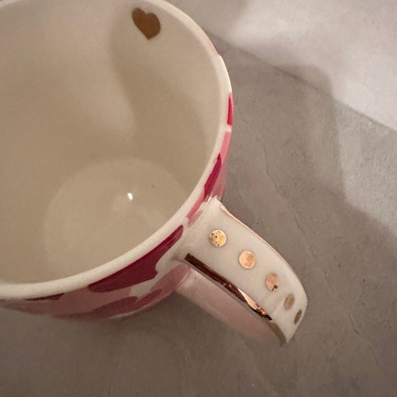 Simply Girls “ Hearts” Coffee Mug Gold Accents - Picture 2 of 6